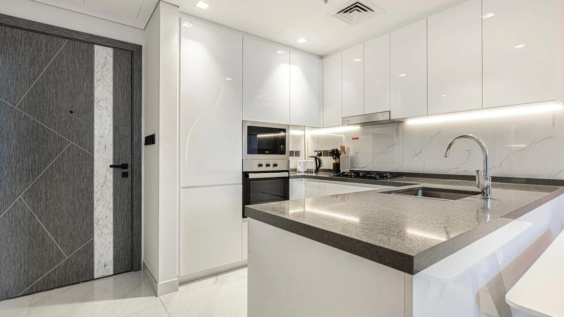 דובאי Cozy 2 Bedroom With A Private Pool איחוד האמירויות הערביות
