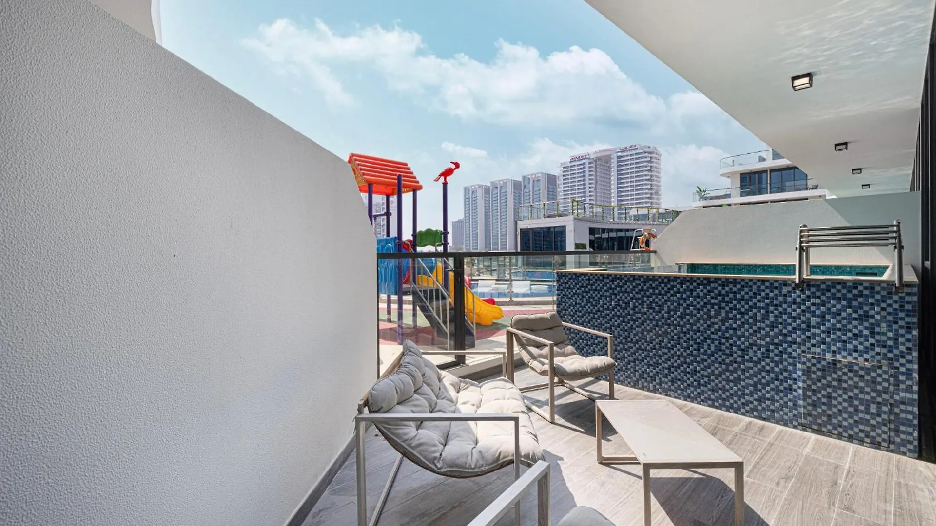 Apartment Cozy 2 Bedroom With A Private Pool Dubai