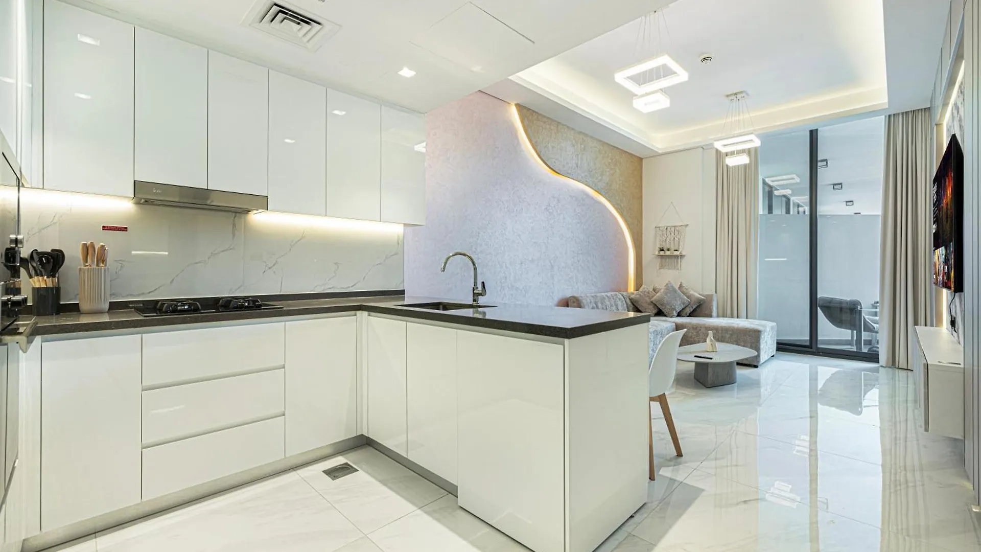 Apartment Cozy 2 Bedroom With A Private Pool Dubai